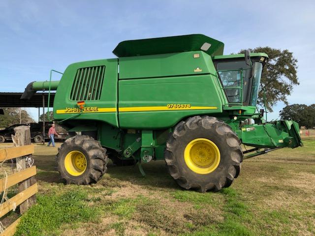 John Deere Combine