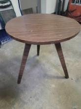 3 legged end table