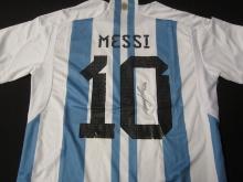 LIONEL MESSI SIGNED JERSEY W/COA
