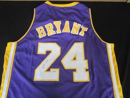 Kobe Bryant Los Angeles Lakers Signed Jersey Certified w COA