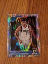 KOSTAS ANTETOKOUNMPO 2018/19 DONRUSS OPTIC #185 RATED ROOKIE SHOCK PRIZM