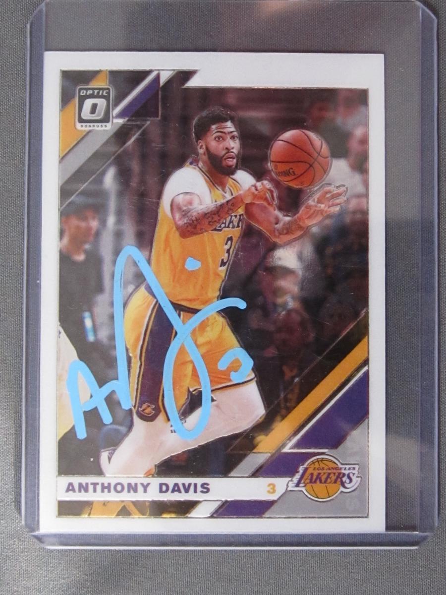 ANTHONY DAVIS SIGNED SPORTS CARD WITH COA