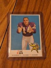 1969 Topps #217 Fred Cox Minnesota Vikings NFL Vintage Football Card