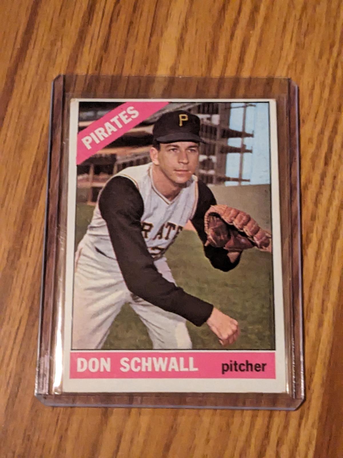 1966 Topps Pittsburgh Pirates Baseball Card #144 Don Schwall