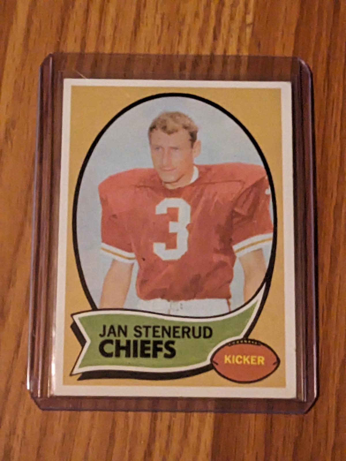 Jan Stenerud Rookie Card, 1970 Topps #25 KC Chiefs - HOF Inductee. Vintage