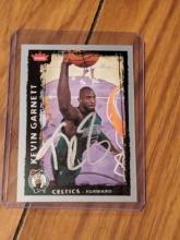 Kevin Garnett autographed card w/coa