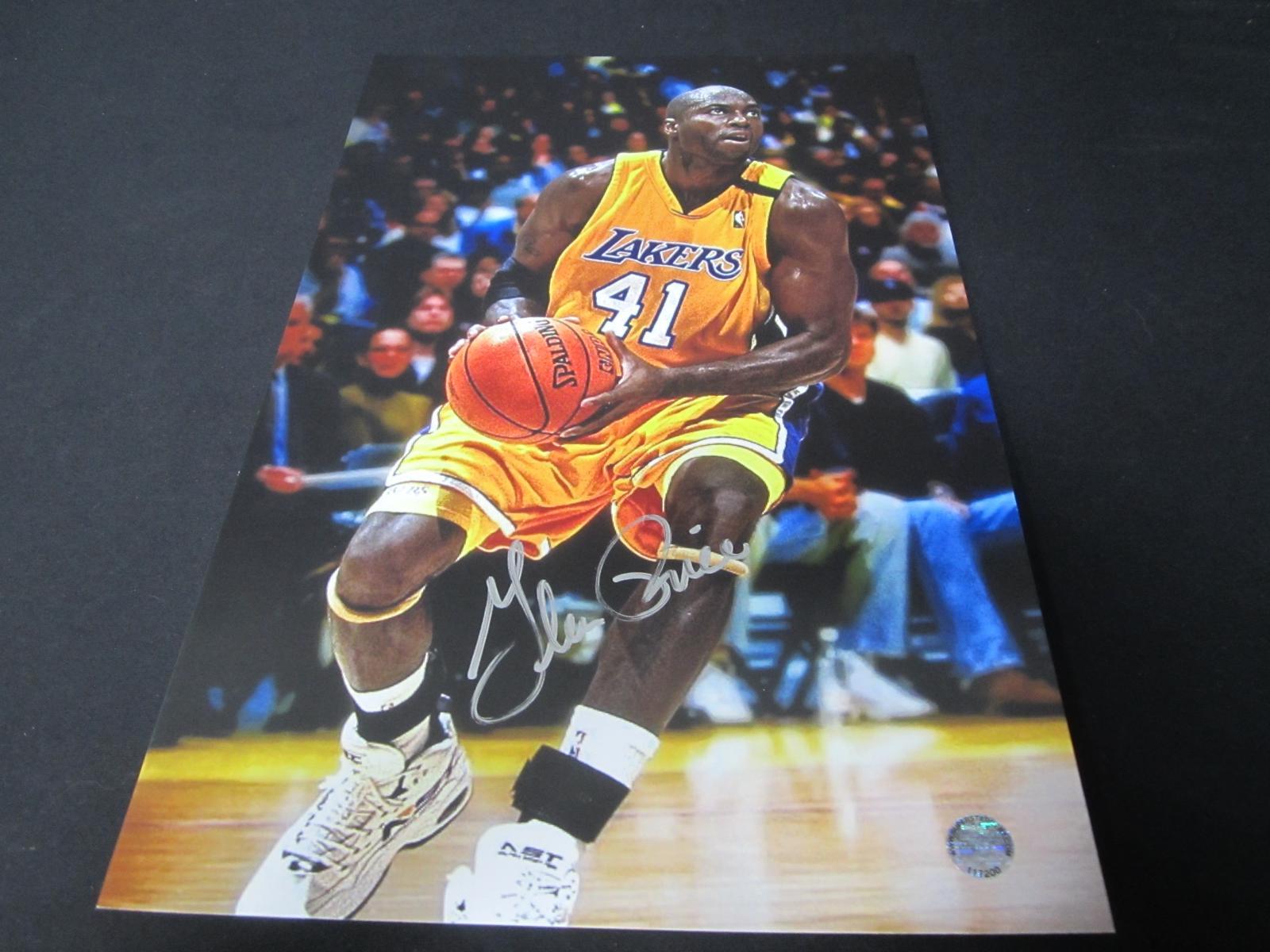 Glen Rice Signed 11x17 Photo SSC COA