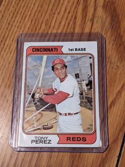 1974 Tony Perez #230 Cincinnati Reds Vintage MLB Card
