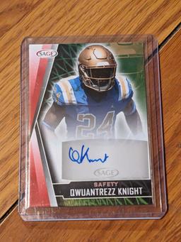 2022 Sage High Series Football Base Auto Red #A-QK Qwuantrezz Knight - UCLA
