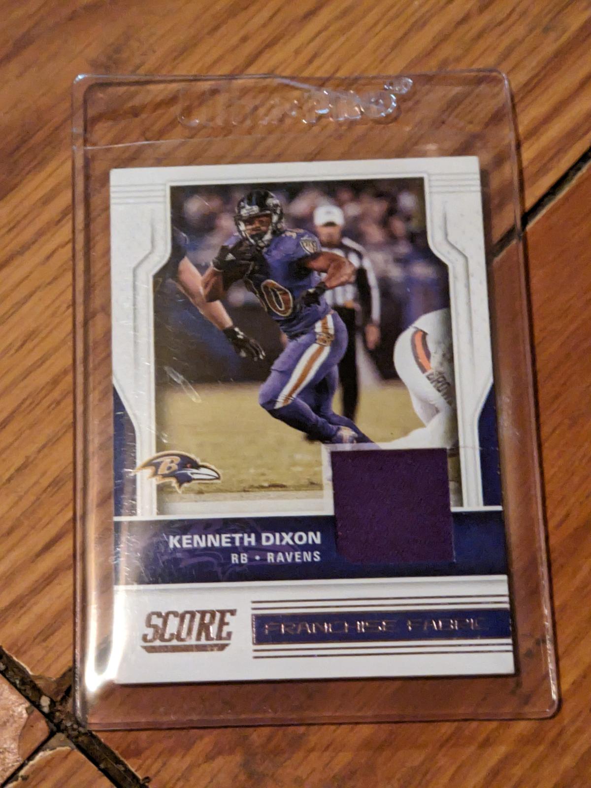 2017 Score Kenneth Dixon Franchise Fabric Jersey Card Ravens #18