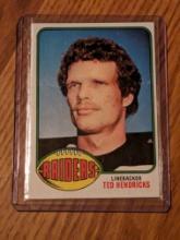 1976 Topps #76 Ted Hendricks Oakland Raiders NFL Vintage Football Card