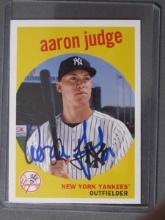 AARON JUDGE SIGNED SPORTS CARD WITH COA