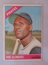 1966 TOPPS BOB (ROBERTO)CLEMENTE NO.300 VINTAGE