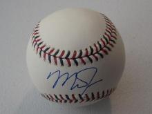 MIKE TROUT SIGNED BAEBALL WITH COA ANGELS