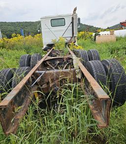 1998 Volvo Straight Truck