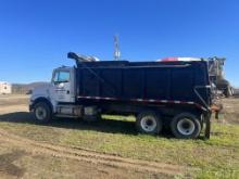 2001 Freightliner FL112 SD