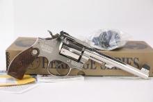 44 of 139 Lew Horton Smith & Wesson Performance Center Heritage Series Model 15-9 Revolver & Box