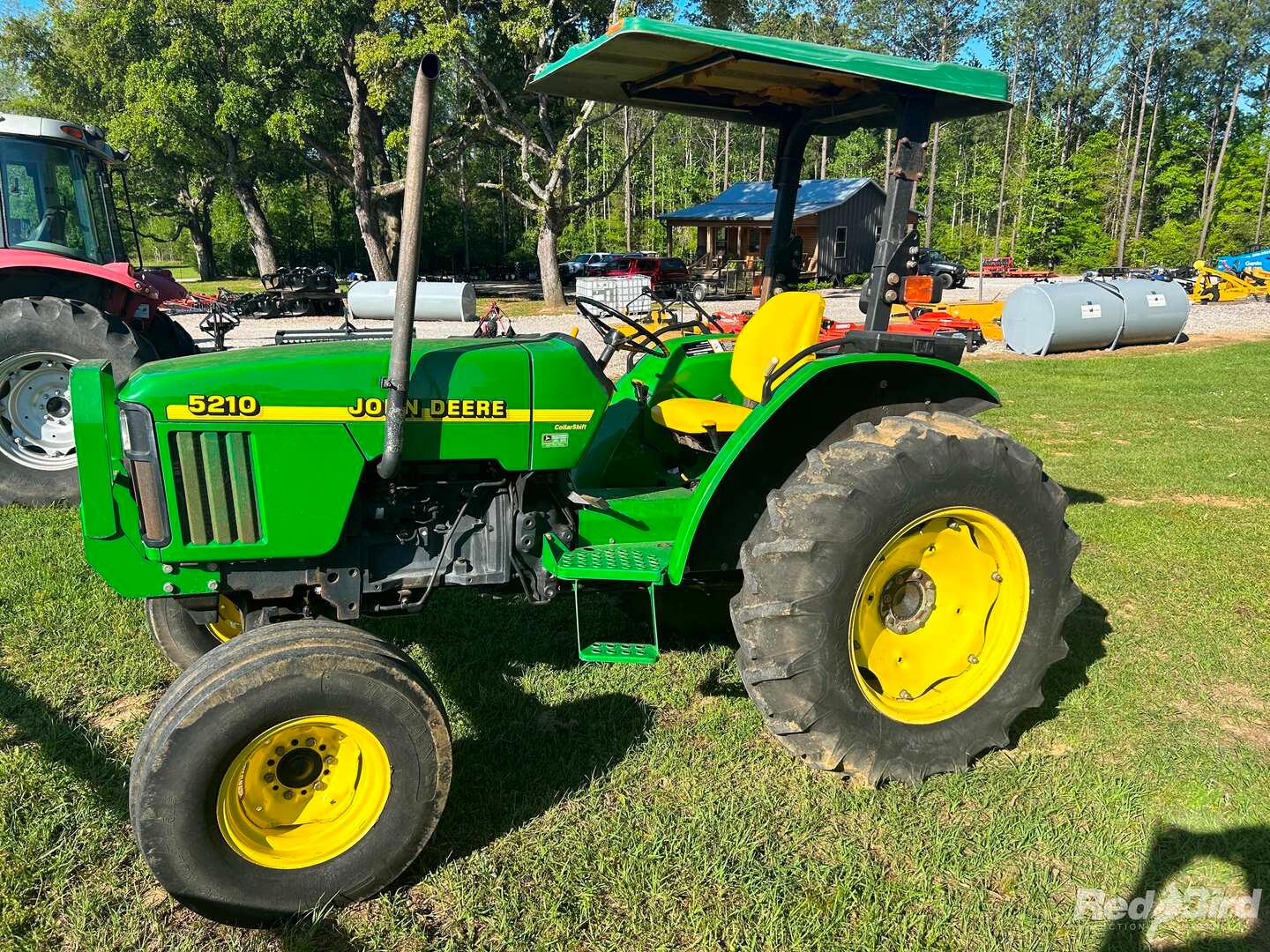 2000 JOHN DEERE 5210