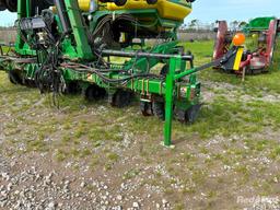 JOHN DEERE 1720 PLANTER