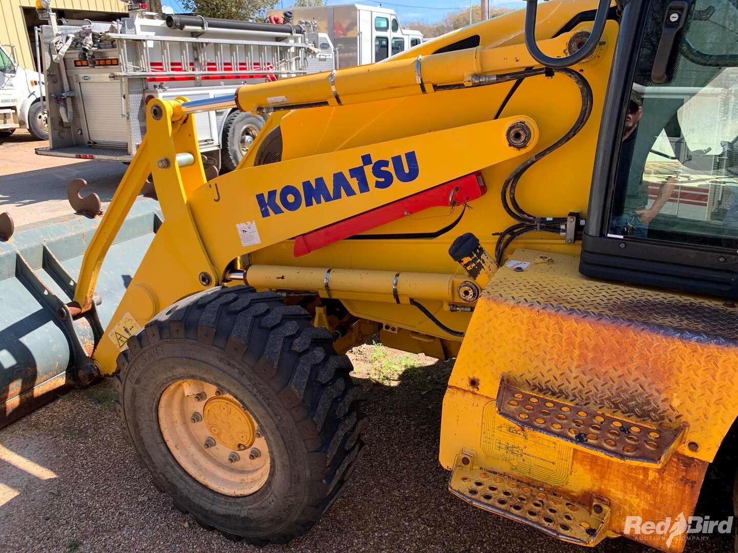 2006 KOMATSU WB-140