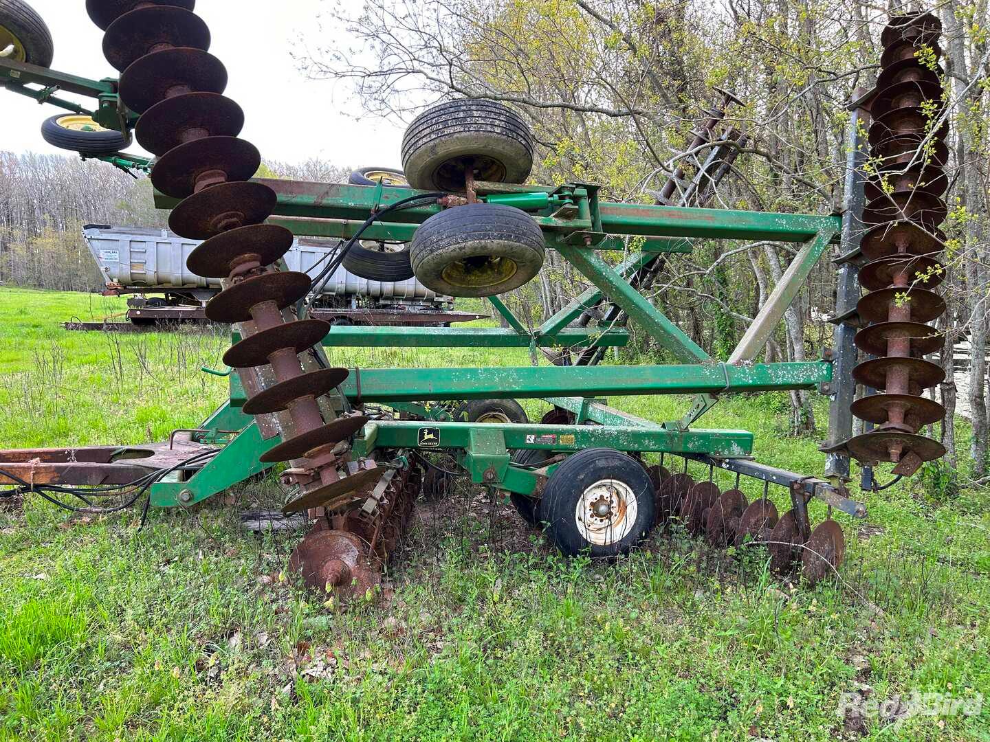 JOHN DEERE 30â€™ DISC