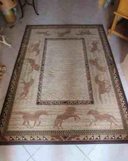 Skyhawk collector rug - "Mesa Running Horse" design - 100% polyproplene - 6'X 7' - very good conditi