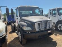 2006 FRIEGHTLINER M2 DAYCAB