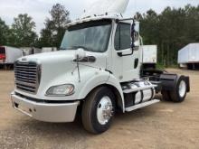 2014 FRIEGHTLINER M2 DAYCAB