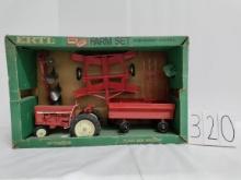 Ertl 5 piece Farm Set Green Box IH Tractor Flare box wagon Plow Disc and Harrow box poor