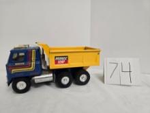 ertl hydraulic dump truck no box good condition