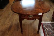 Broyhill - Dropleaf Mahogany Table