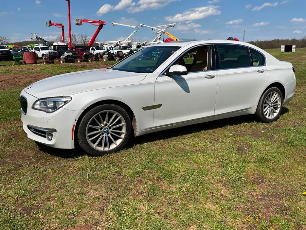 2013 BMW 745LI LUXURY SEDAN