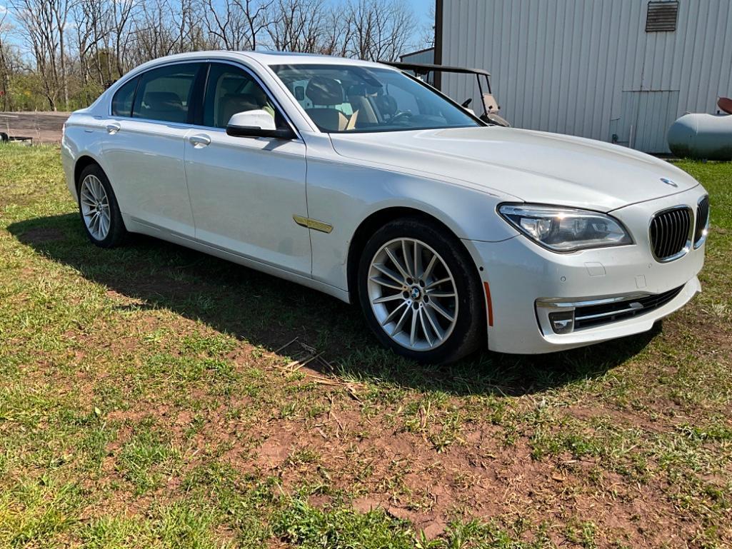 2013 BMW 745LI LUXURY SEDAN