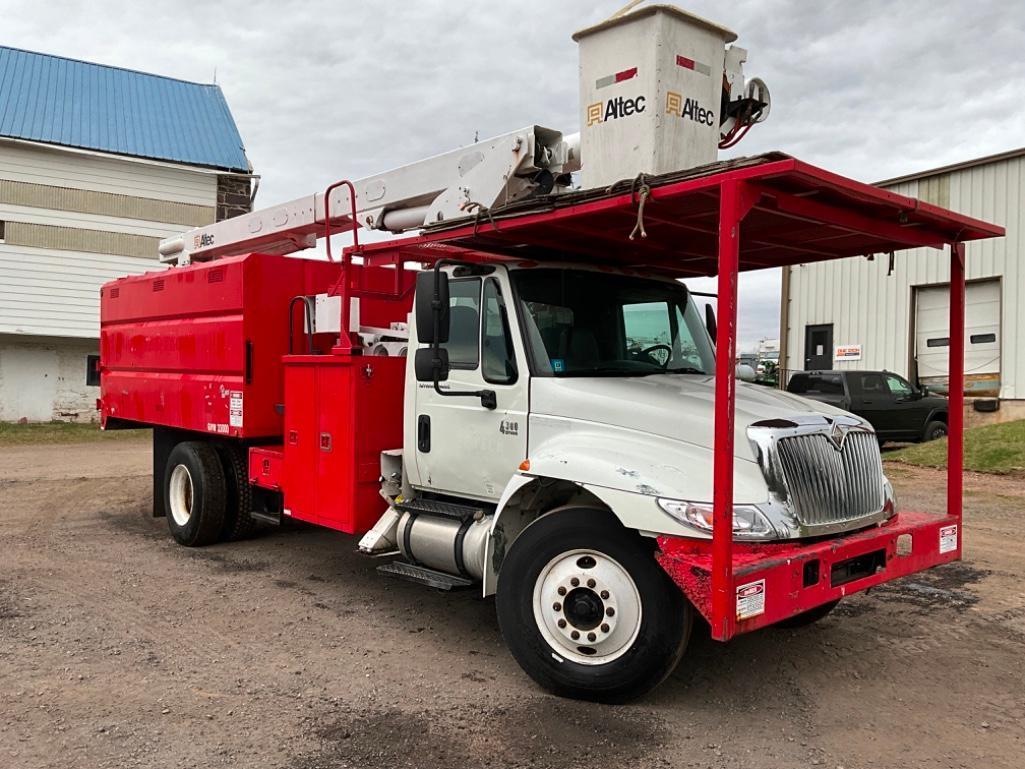 2006 INTERNATIONAL 75 FOOT ELEVATOR FORESTRY BUCKET TRUCK