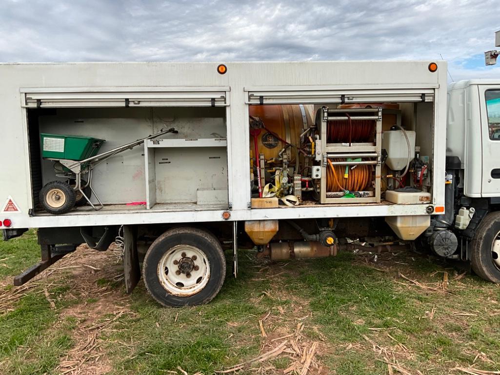 2007 ISUZU SPRAY TRUCK