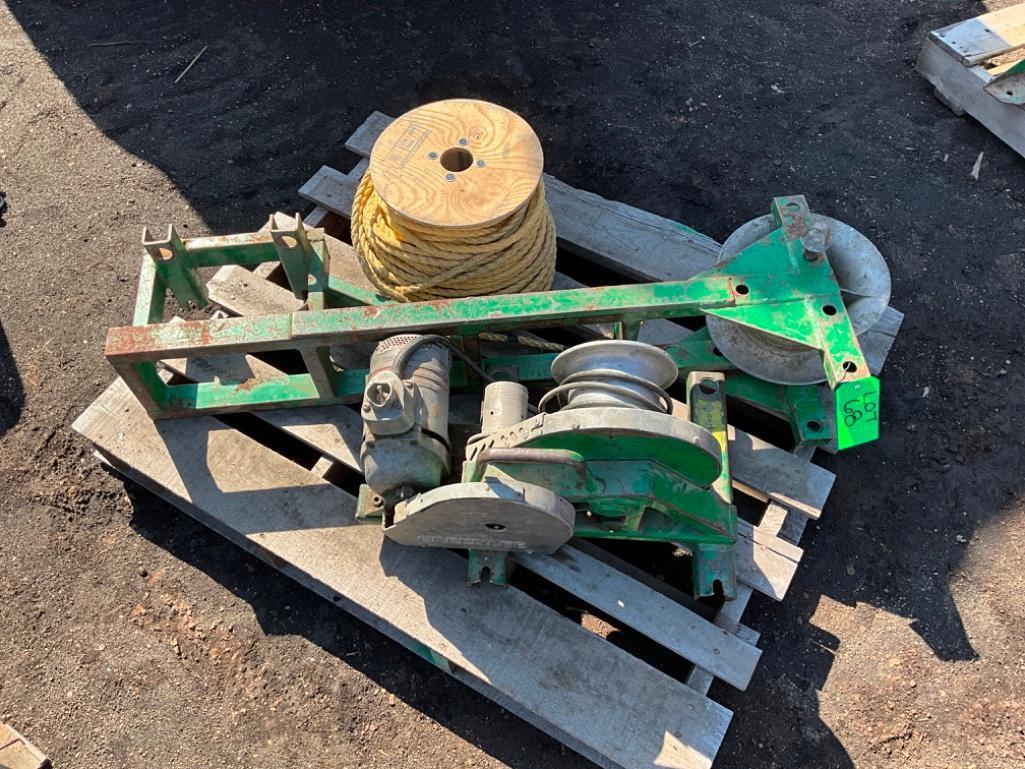 GREENLEEE LINE PULLER W/ 7 STANDS AND PALLET OF ROPE