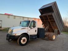 2006 INTERNATIONAL 4300 CHIP TRUCK