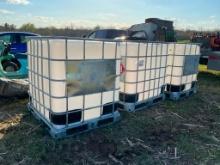 350 GALLON POLY TOTE IN METAL BASKET