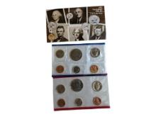 Lot of 2 - 1985 US Mint Uncirculated Coin Set