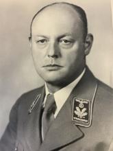 NAZI GERMAN LARGE STUDIO PHOTO NAZI PARTY OFFICIAL ERICH HILGENFELDT