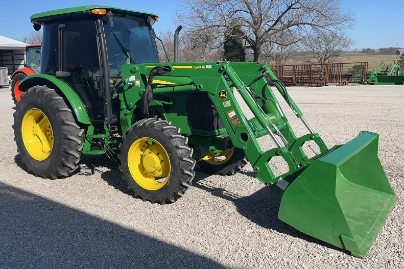 2014 John Deere 5075M