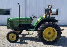 1992 John Deere 5200