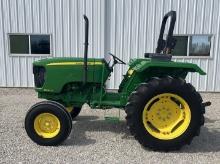 John Deere 5045D