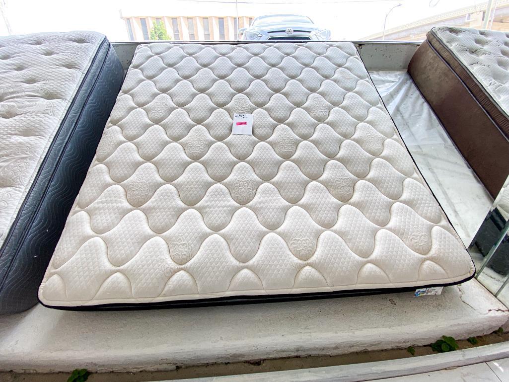 Full-sized firm mattress