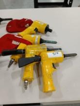 RIVET GUN