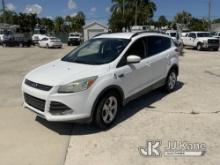 (Riviera Beach, FL) 2015 Ford Escape 4-Door Sport Utility Vehicle Runs & Moves) (Rust Spots On The H