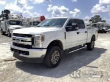 2019 Ford F250 4x4 Crew-Cab Pickup Truck Runs & Moves) (Check Engine Light On