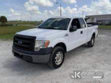 (Westlake, FL) 2014 Ford F150 4x4 Extended-Cab Pickup Truck, Municipally Owned. Runs & Moves)( Front