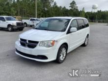 (Milton, FL) 2013 Dodge Caravan Mini Passenger Van Runs & Moves) (Missing All Back Seats) (FL Reside