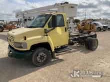 (Waxahachie, TX) 2006 GMC C5500 Cab & Chassis Not Running, Condition Unknown, Cracked Windshield, Mi